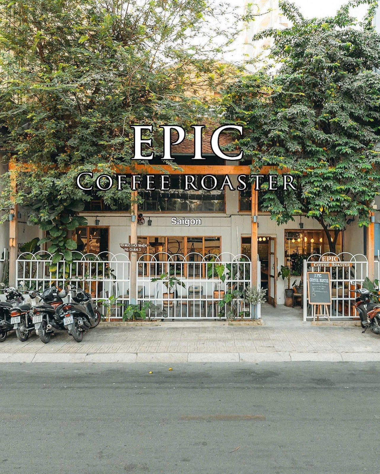 The storefront on Ngô Thời Nhiệm