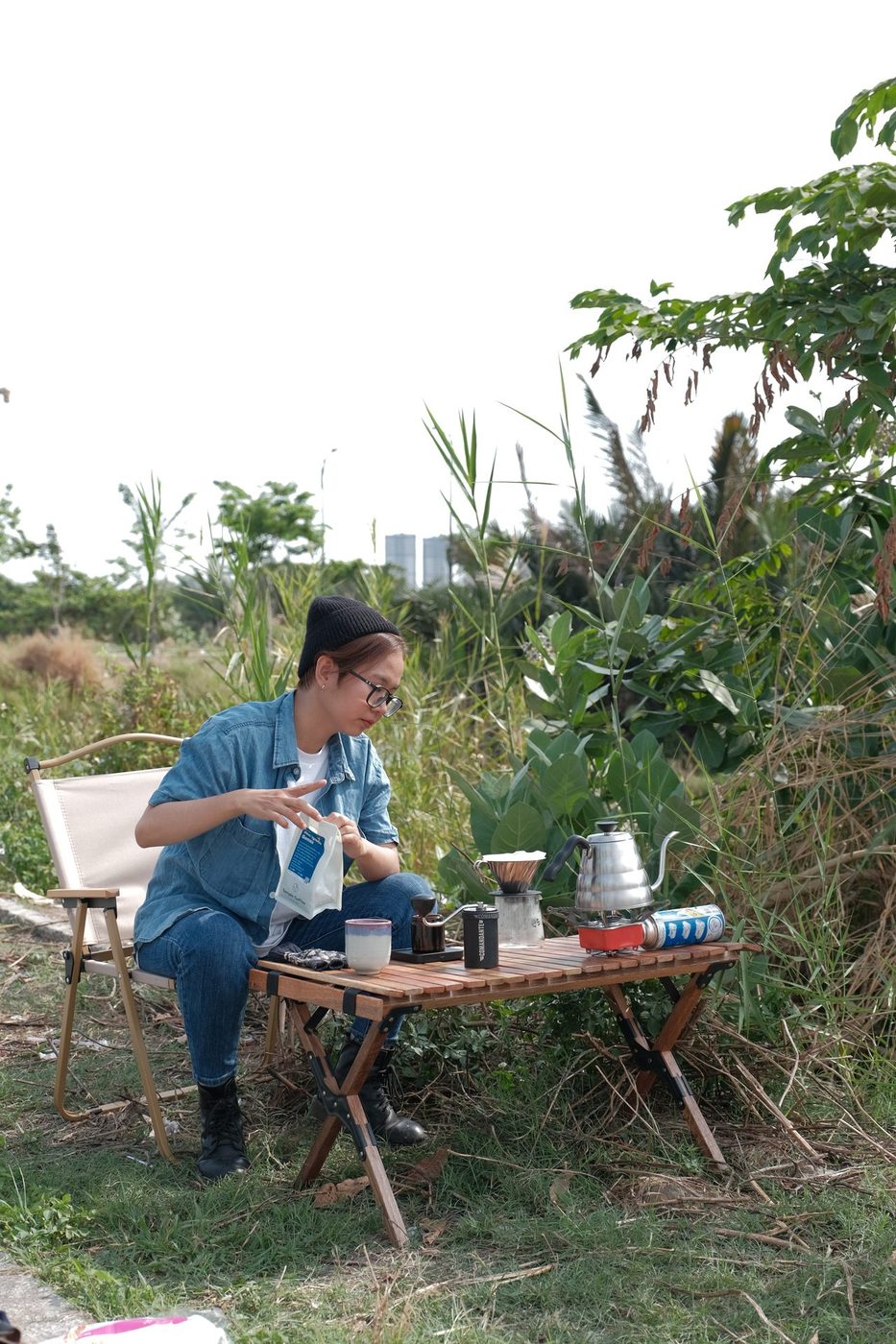 Outdoor/field pour-over editorial; camping stove, Comandante, V60
