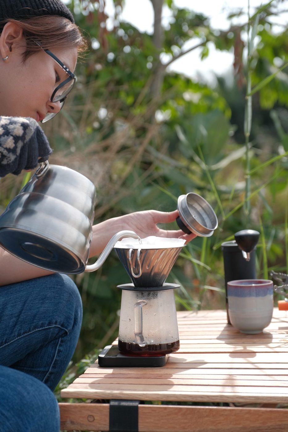 Outdoor/field pour-over editorial; camping stove, Comandante, V60