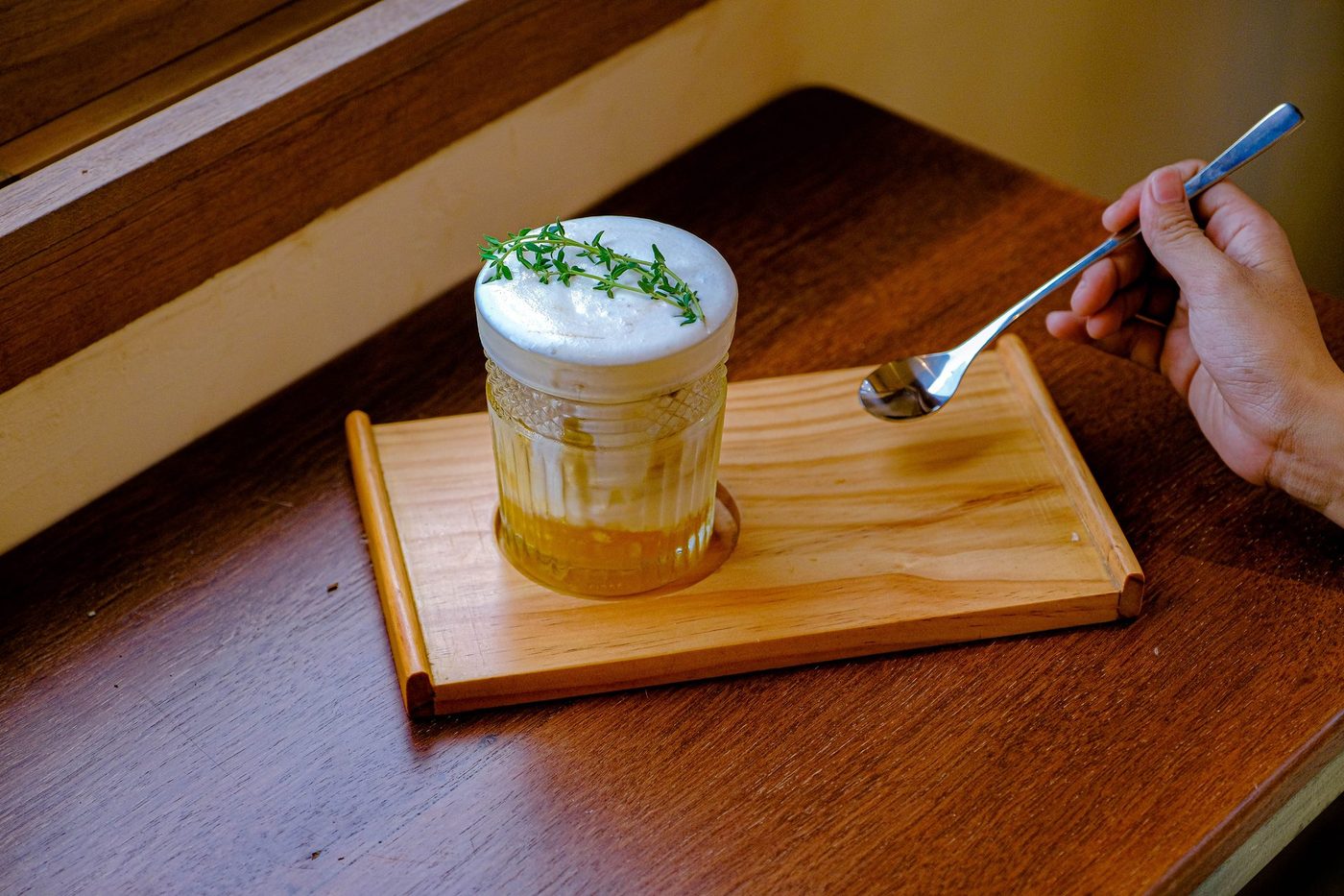 Autumn apple-cinnamon drinks; crème brûlée coffee, crystal glass