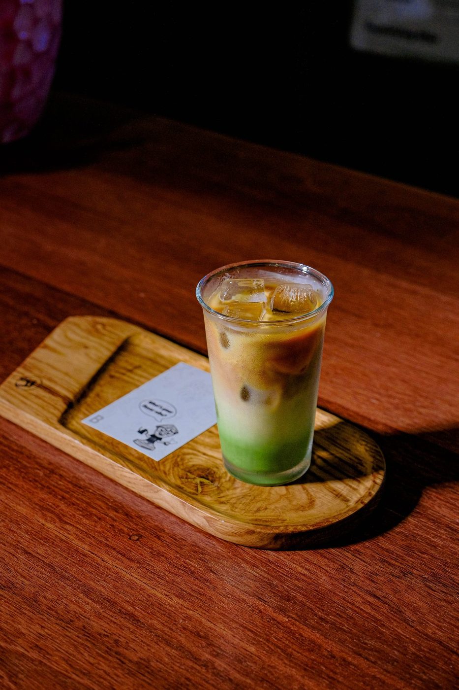 Autumn apple-cinnamon drinks; crème brûlée coffee, crystal glass