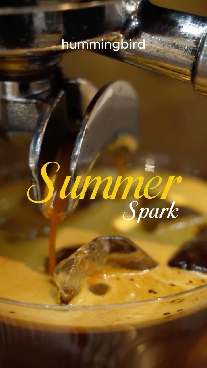 “Summer Spark” — iced tamarind pour with a savory cracker garnish